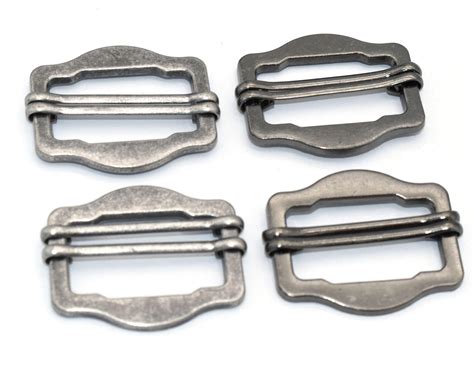 adjustable belt buckle types.